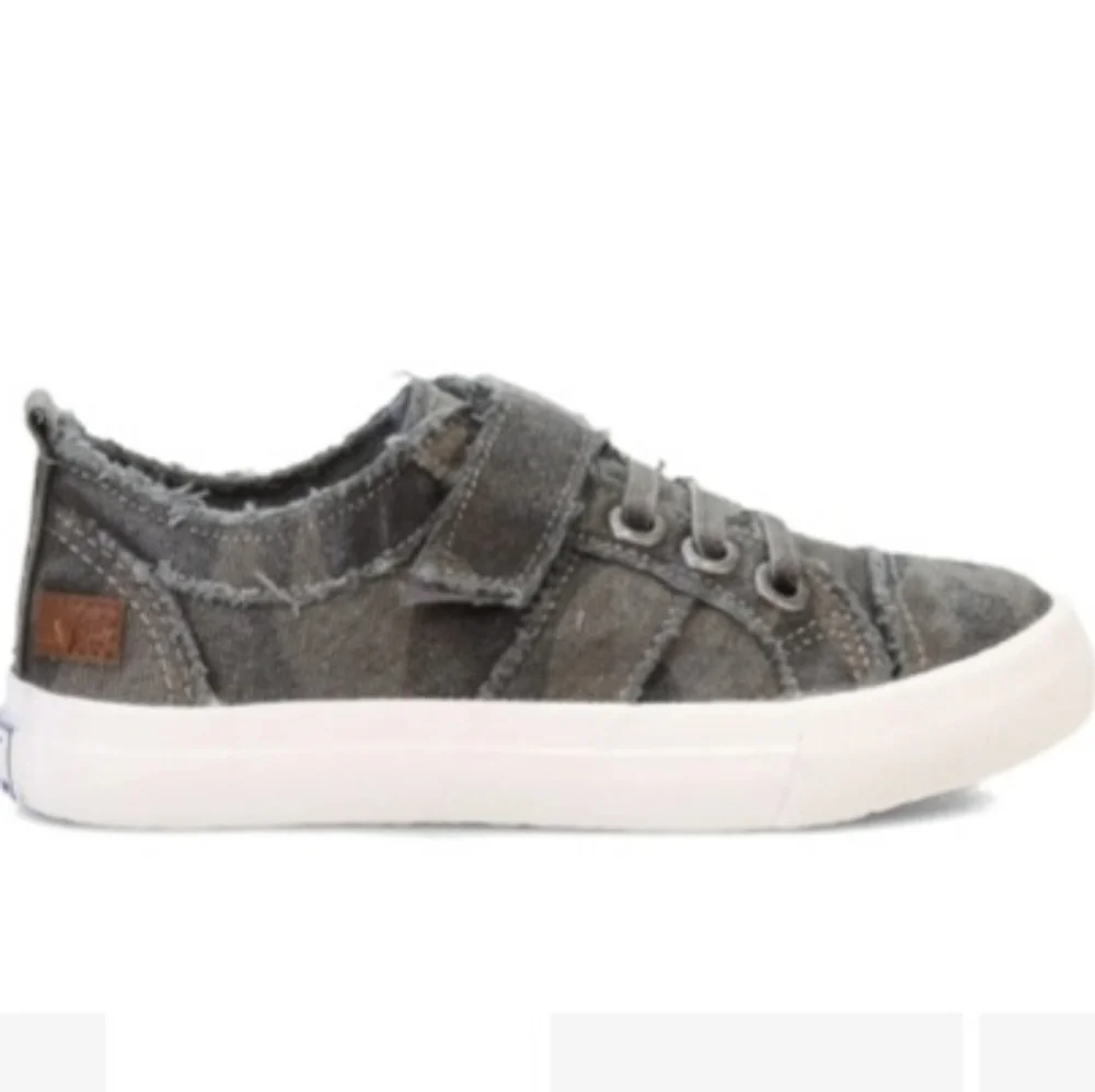 Boys Blowfish Malibu Sneaker